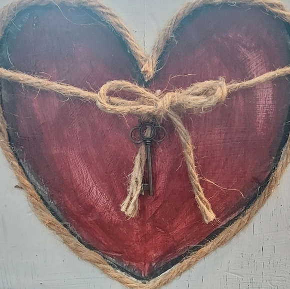 Key to My Heart - Picture 1 of 8